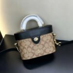 Kay 20 flip-top handbag box - Image 2